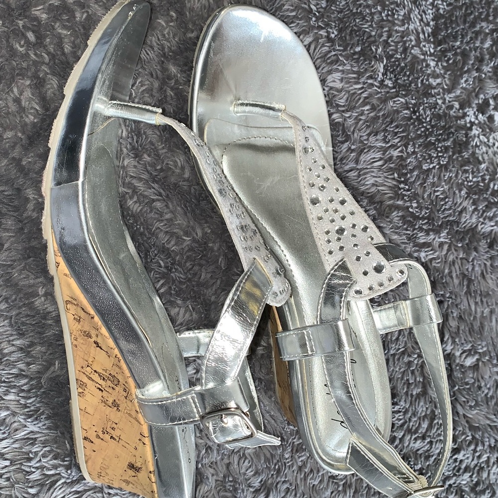Silver Wedges - Picture 3 of 5